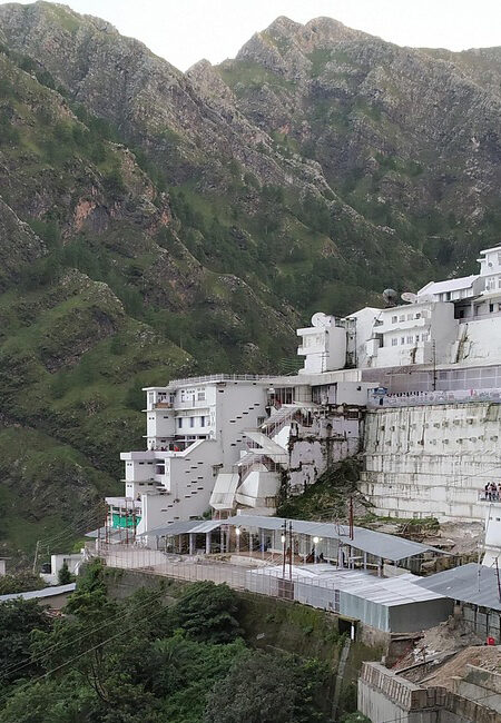 mata-vaishno-devi