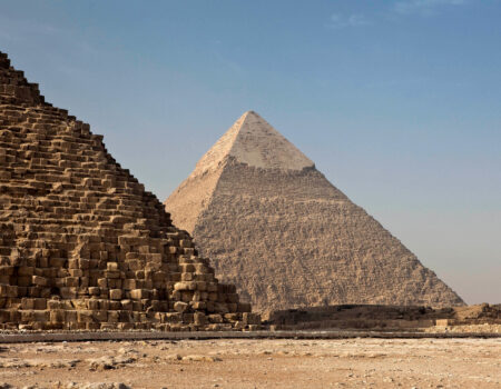 pyramid-giza-leadinglocus